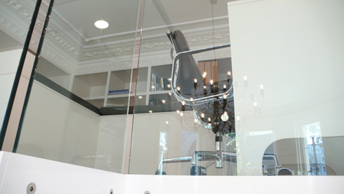 Image 4: Mezzanine staircase in glass, Stainless Steel, aluminium and american oak