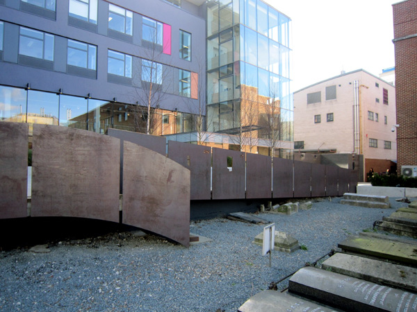 Hollywood Design - Novo Cemetery, London, Corten Steel Bridge Panels and Staircase